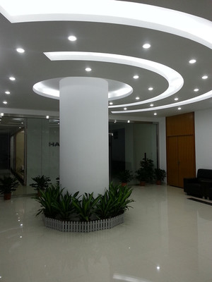 深圳裝修公司家庭裝修要吊頂才顯檔次嗎-深圳美飾家裝飾工程有限公司提供深圳裝修公司家庭裝修要吊頂才顯檔次嗎的相關介紹、產品、服務、圖片、價格辦公室裝修,廠房裝修,店鋪裝修,家庭裝修,二手房翻新